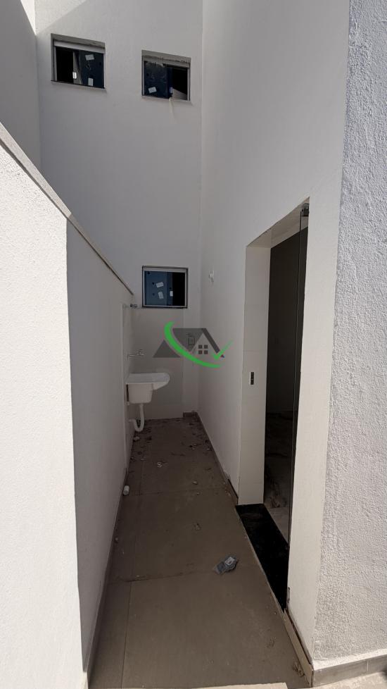 casa-geminada-venda-bairro-xangrila-1127469