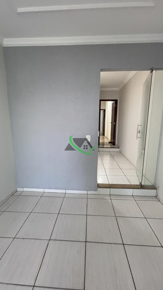 casa-geminada-venda-bairro-santa-monica-1110577